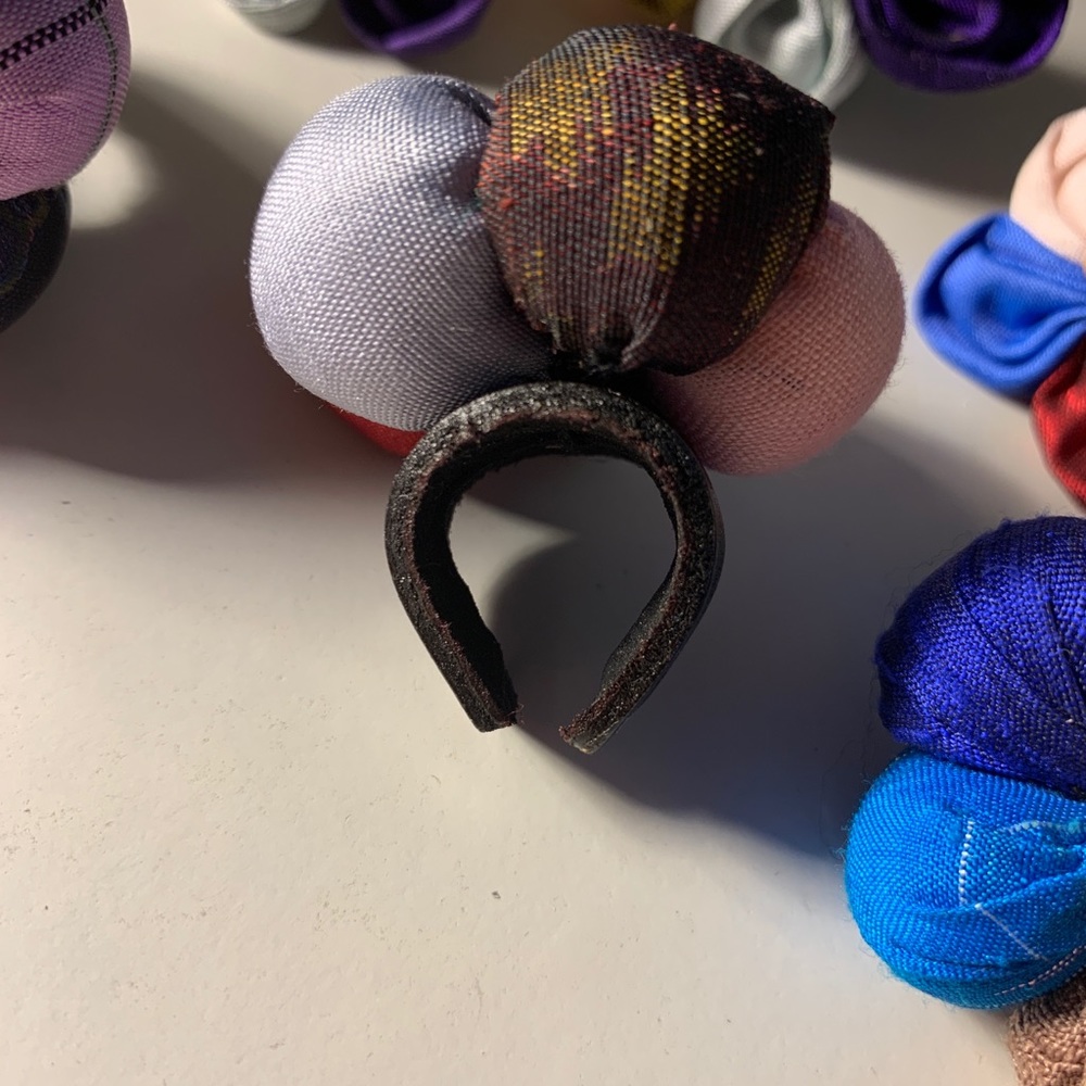 Ring - Picture 2 of 4